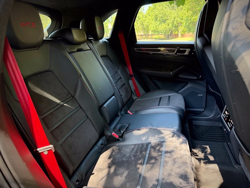2021 Porsche Cayenne GTS