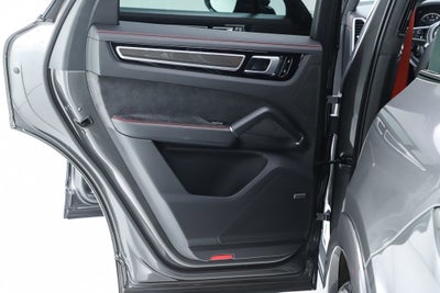 2021 Porsche Cayenne GTS