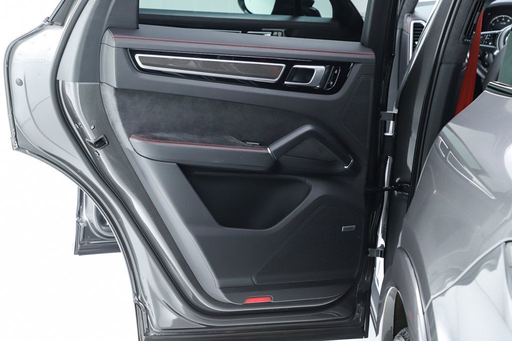 2021 Porsche Cayenne GTS