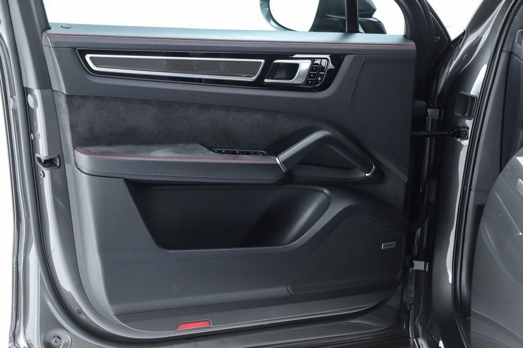 2021 Porsche Cayenne GTS