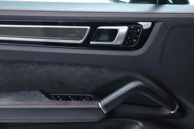 2021 Porsche Cayenne GTS
