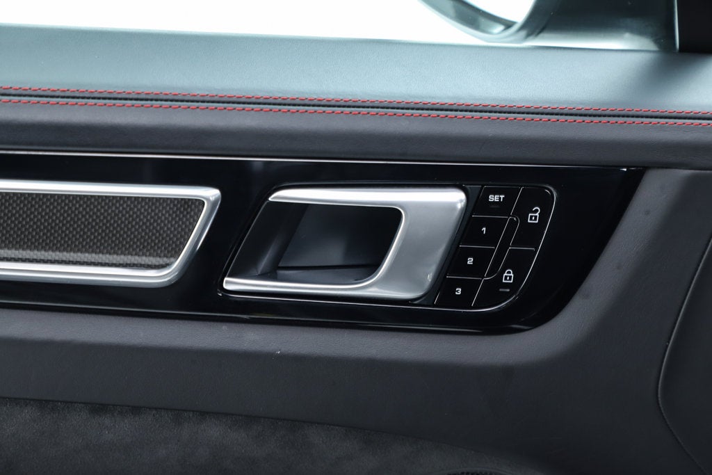 2021 Porsche Cayenne GTS