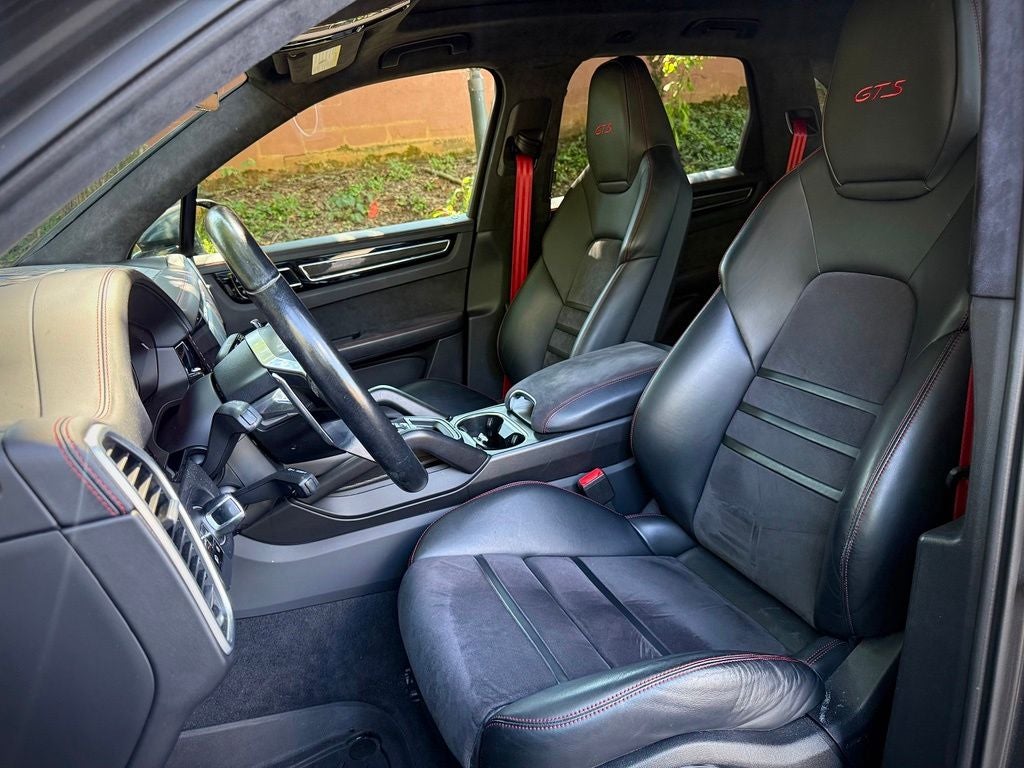 2021 Porsche Cayenne GTS