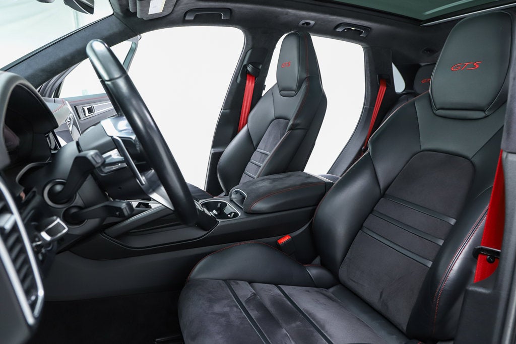 2021 Porsche Cayenne GTS