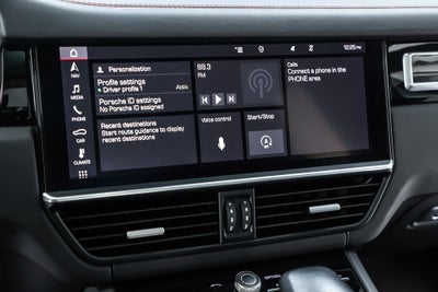 2021 Porsche Cayenne GTS