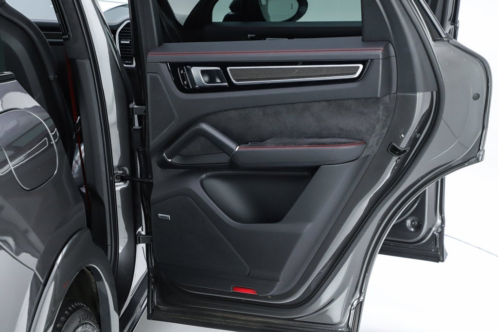 2021 Porsche Cayenne GTS
