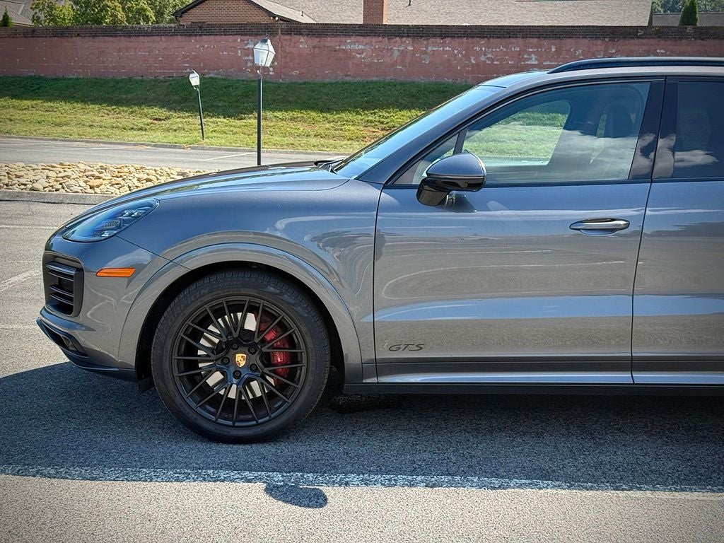 2021 Porsche Cayenne GTS