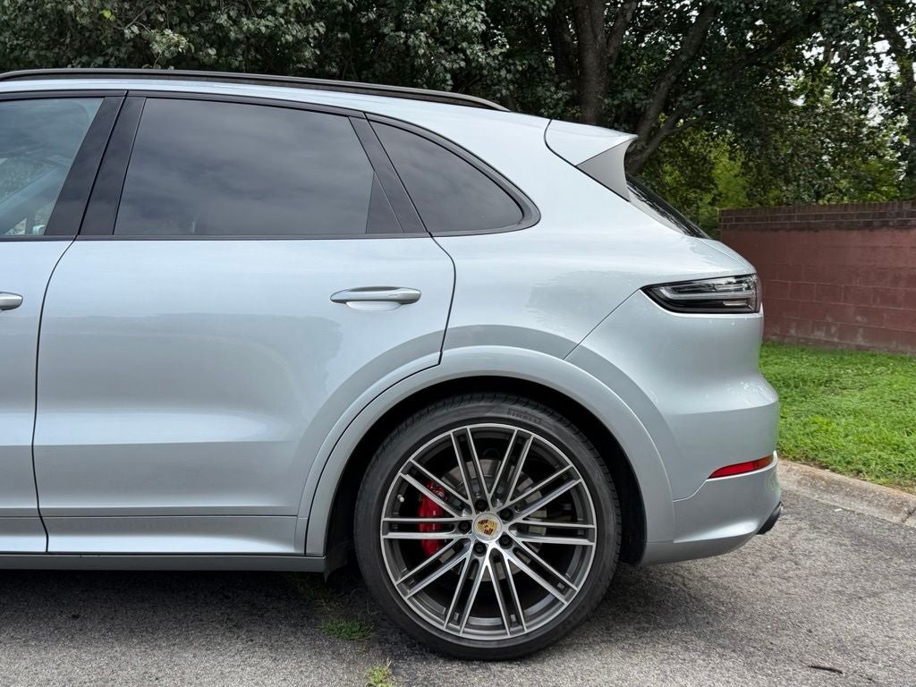 2021 Porsche Cayenne GTS
