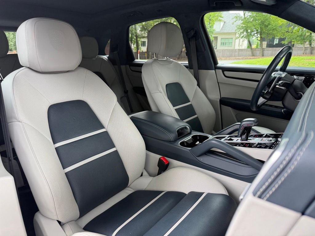 2021 Porsche Cayenne GTS