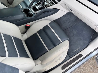 2021 Porsche Cayenne GTS
