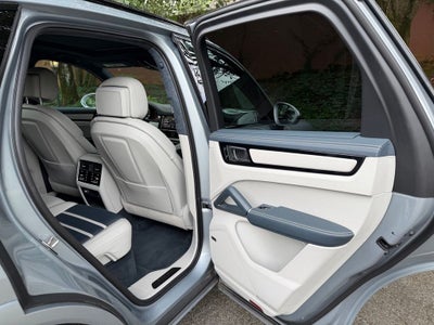 2021 Porsche Cayenne GTS