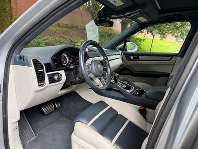 2021 Porsche Cayenne GTS