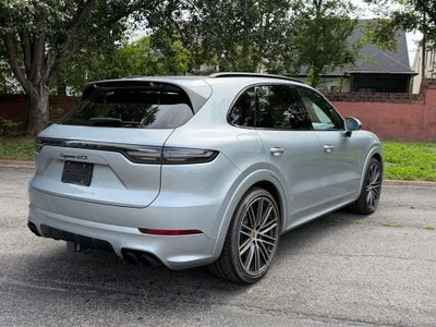 2021 Porsche Cayenne GTS