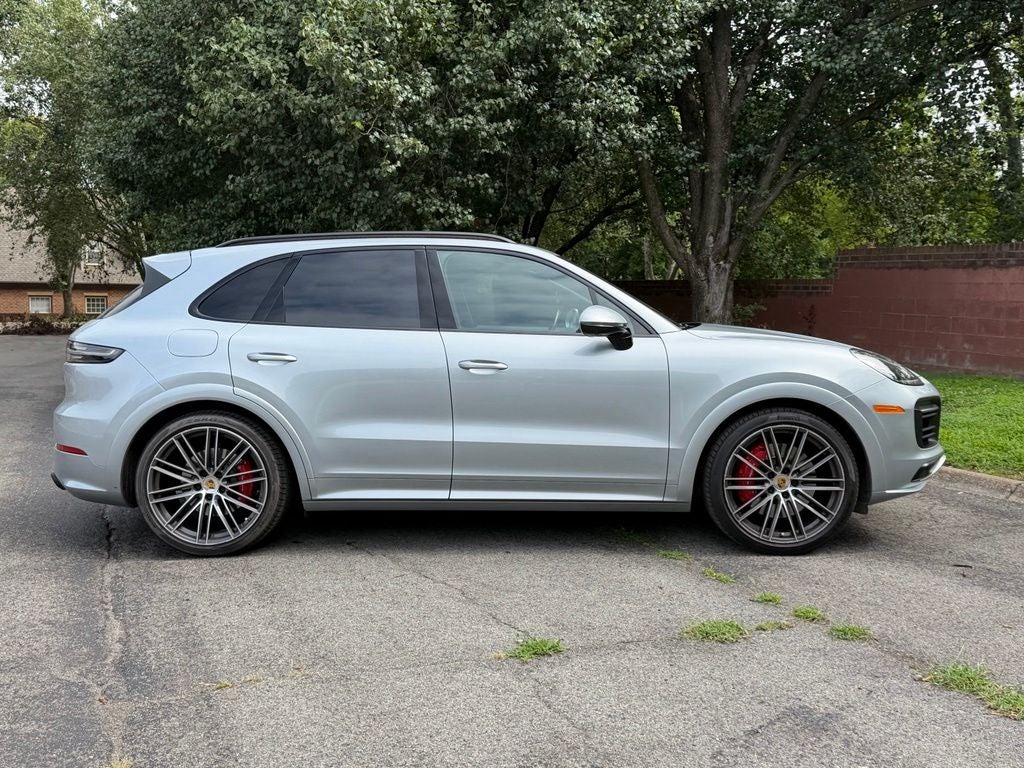 2021 Porsche Cayenne GTS