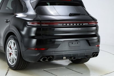 2024 Porsche Cayenne S