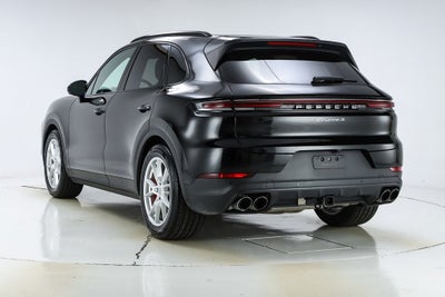 2024 Porsche Cayenne S