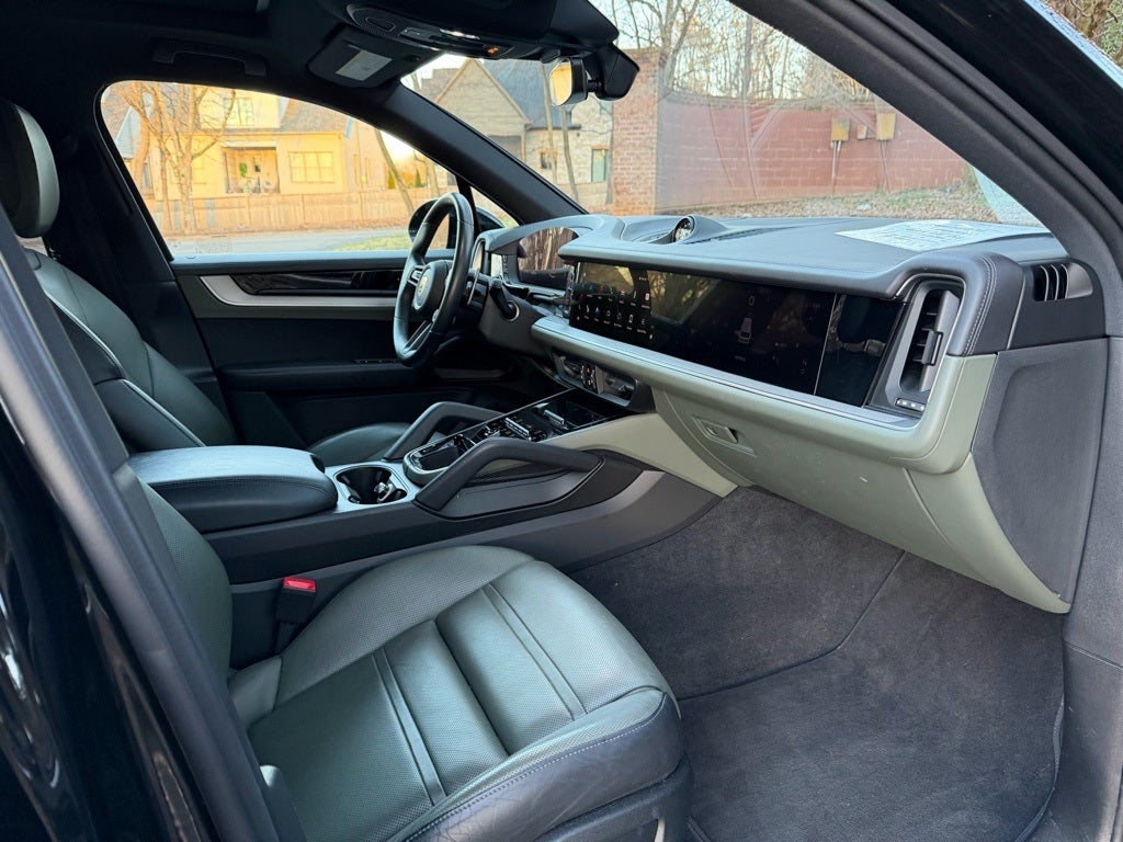 2024 Porsche Cayenne S