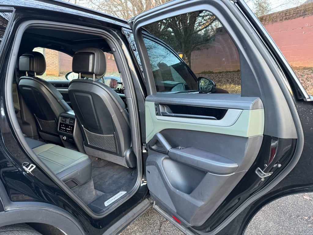 2024 Porsche Cayenne S