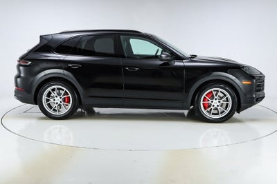 2024 Porsche Cayenne S