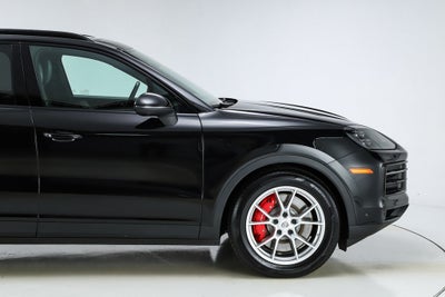 2024 Porsche Cayenne S