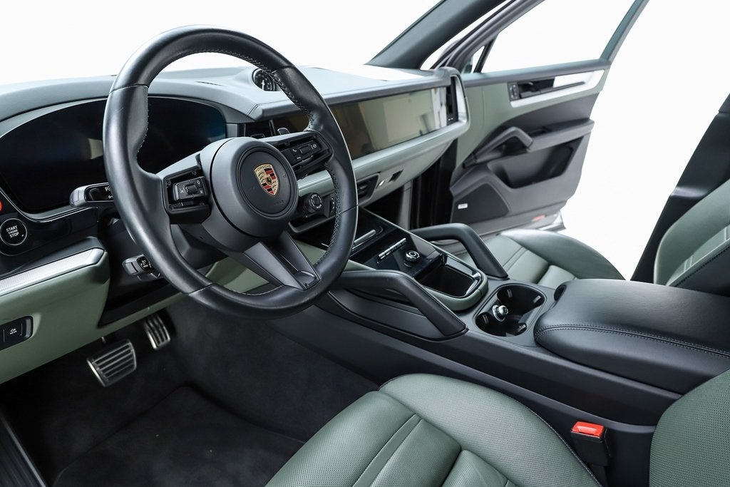 2024 Porsche Cayenne S