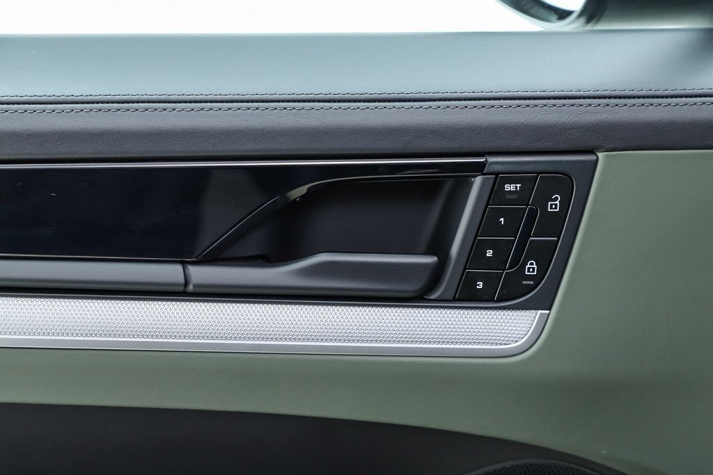 2024 Porsche Cayenne S