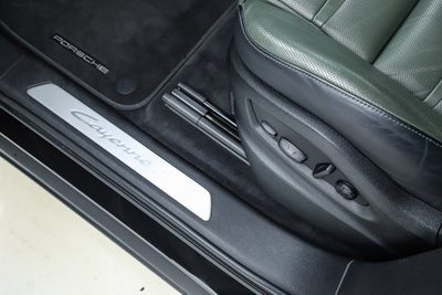 2024 Porsche Cayenne S