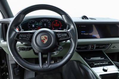 2024 Porsche Cayenne S