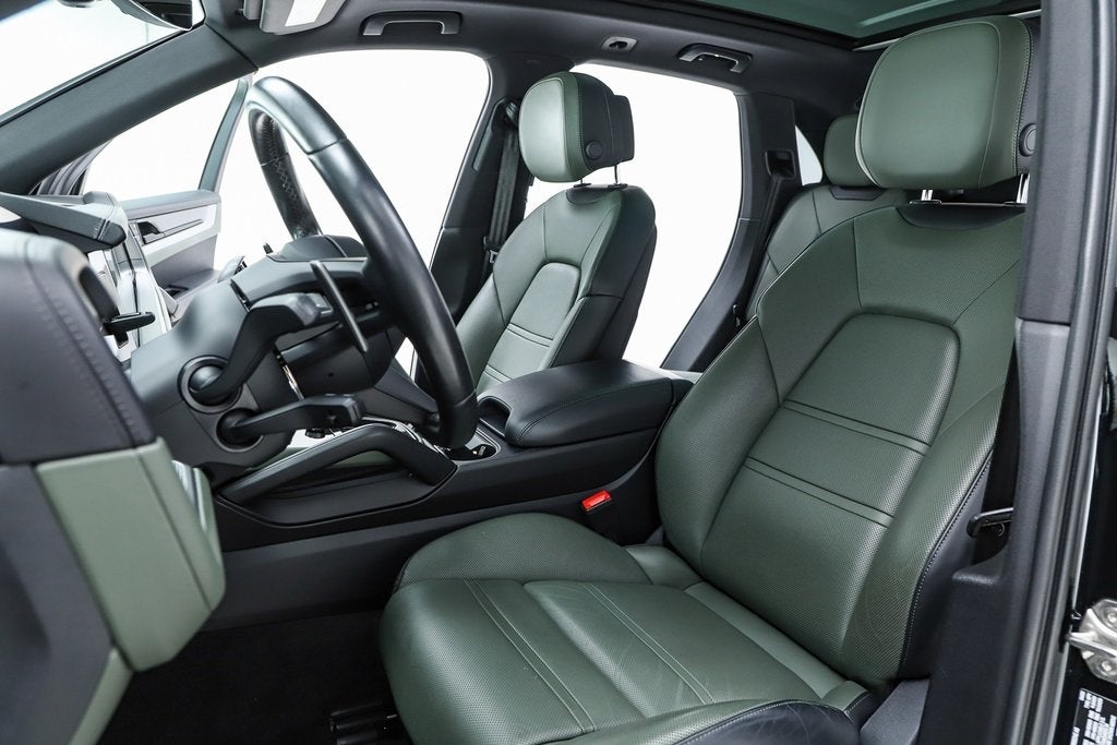 2024 Porsche Cayenne S