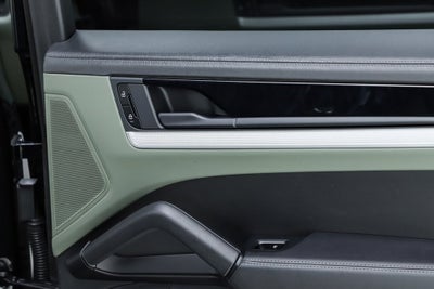 2024 Porsche Cayenne S