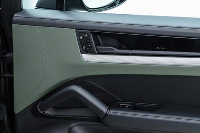 2024 Porsche Cayenne S