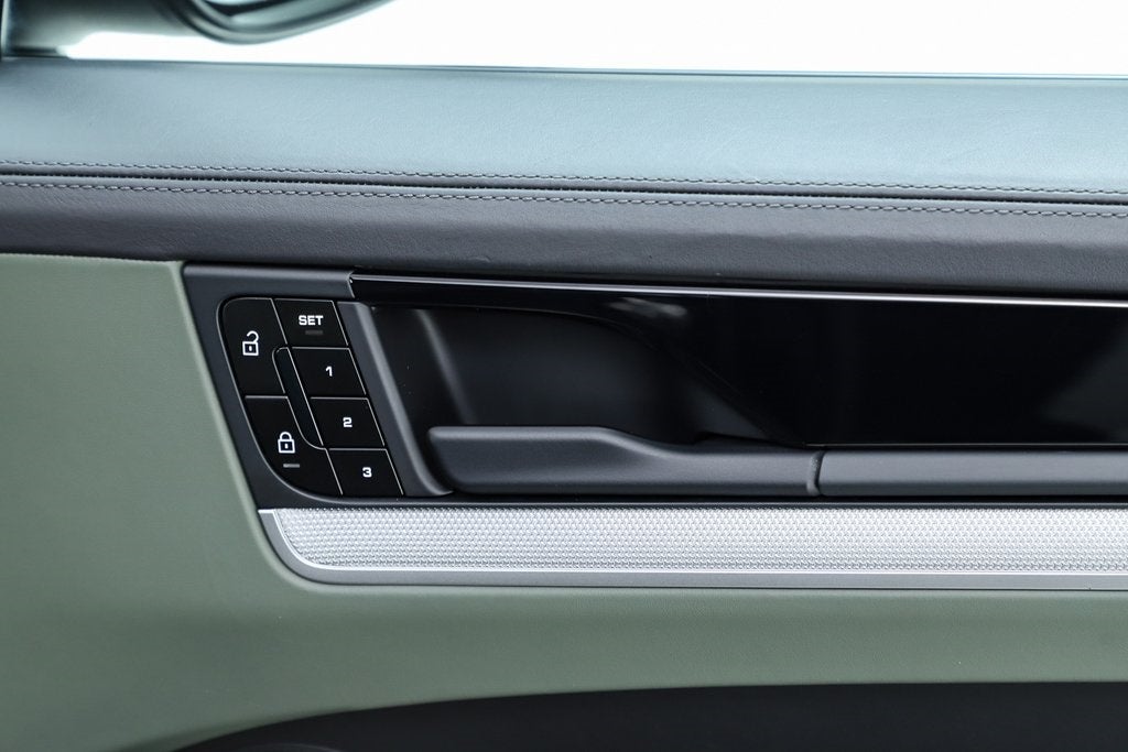 2024 Porsche Cayenne S