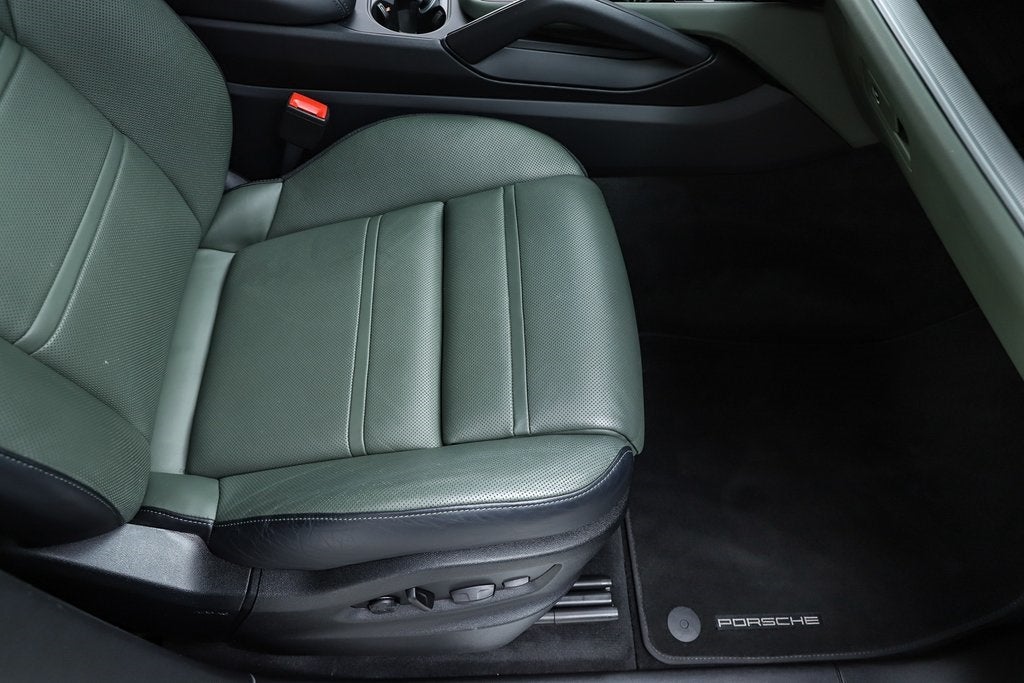 2024 Porsche Cayenne S