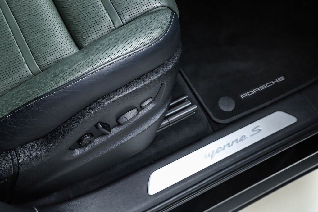 2024 Porsche Cayenne S