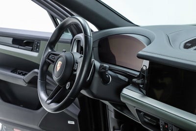 2024 Porsche Cayenne S