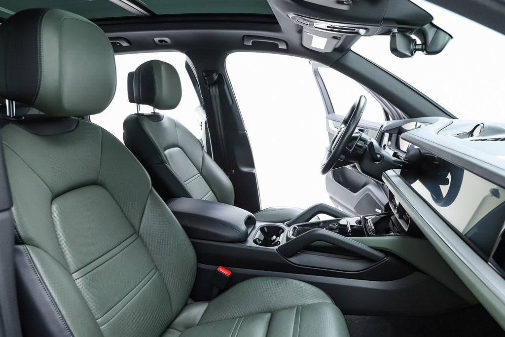 2024 Porsche Cayenne S