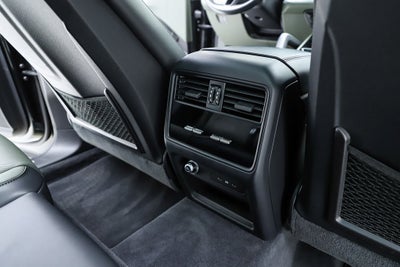 2024 Porsche Cayenne S