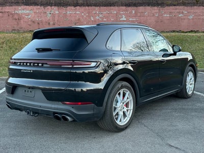 2024 Porsche Cayenne S