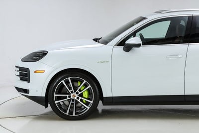 2026 Porsche Cayenne E-Hybrid S