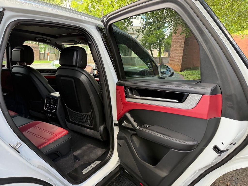 2026 Porsche Cayenne E-Hybrid S