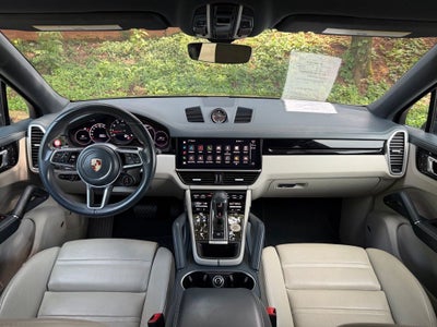 2023 Porsche Cayenne Coupe Platinum Edition