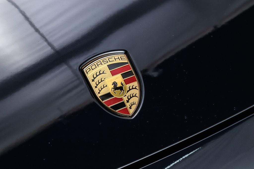 2023 Porsche Cayenne Coupe Platinum Edition