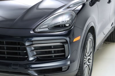 2023 Porsche Cayenne Coupe Platinum Edition