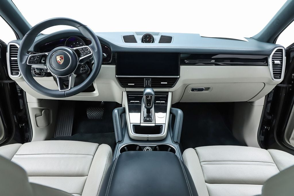 2023 Porsche Cayenne Coupe Platinum Edition
