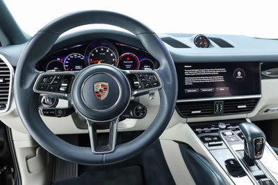 2023 Porsche Cayenne Coupe Platinum Edition