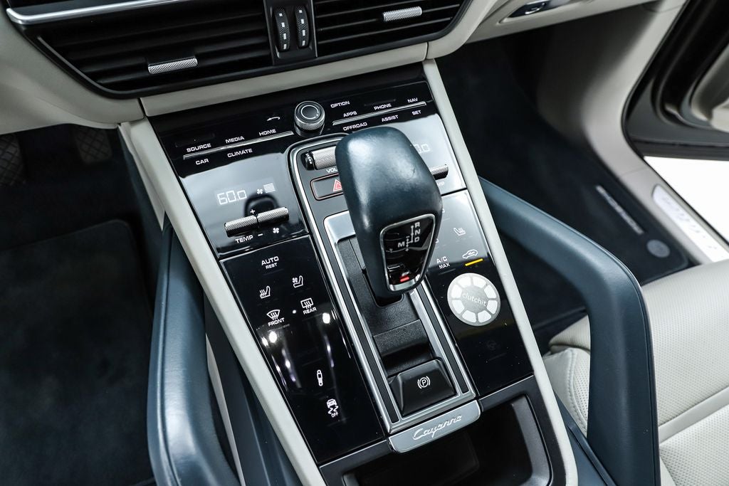 2023 Porsche Cayenne Coupe Platinum Edition