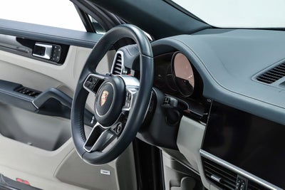2023 Porsche Cayenne Coupe Platinum Edition