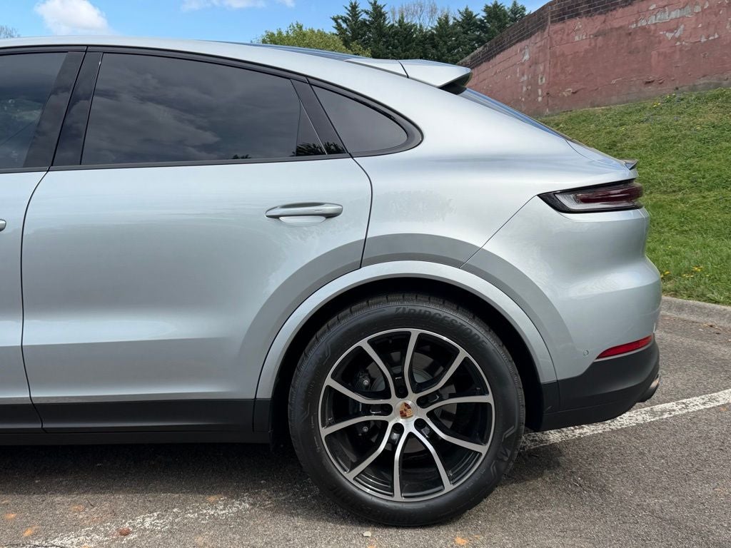2025 Porsche Cayenne Coupe Base