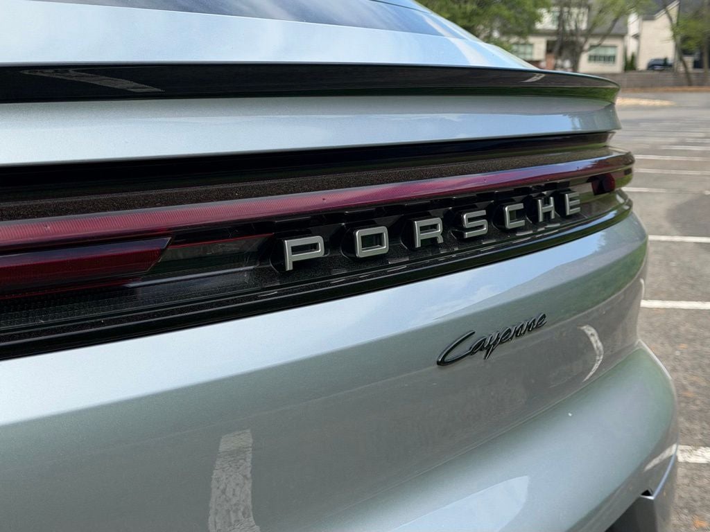 2025 Porsche Cayenne Coupe Base