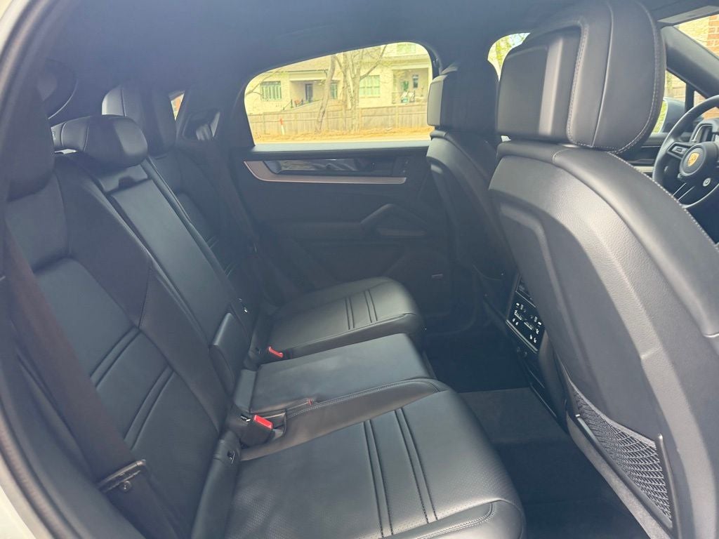 2025 Porsche Cayenne Coupe Base